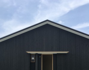 牛窓の家